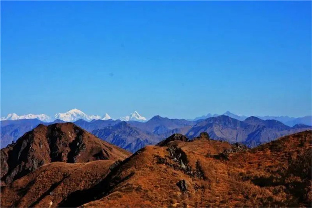 云南旅游,云南旅行社,云南团建公司,云南策划公司,云南会议会展,云南策划执行,云南团建地接,怒江旅游,怒江旅行社,怒江团建公司,怒江策划公司,怒江会议会展：峡谷深处的夏日独白